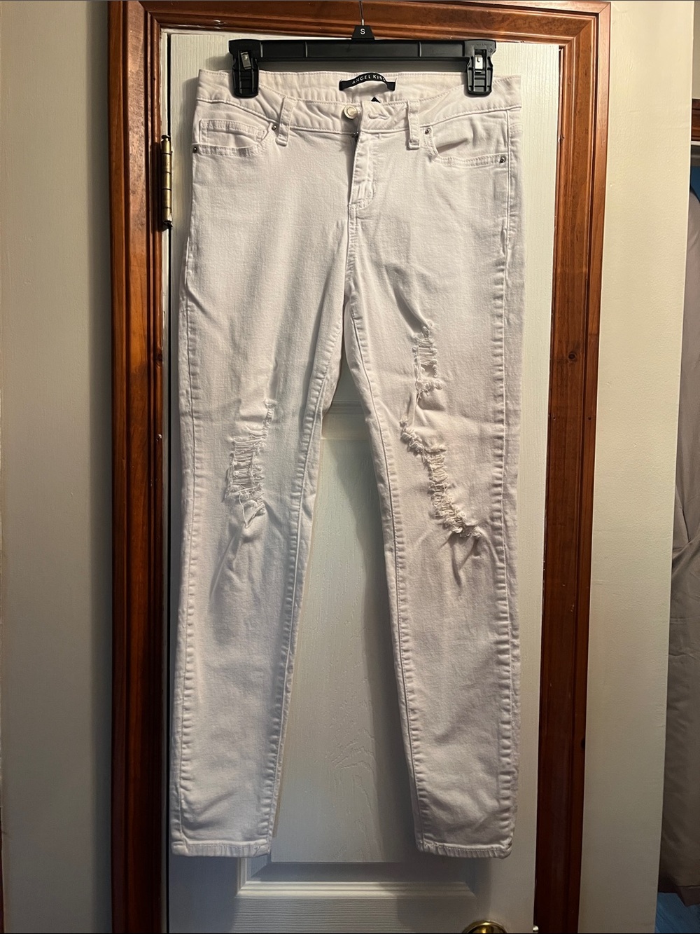 Angel Kiss White Ripped Skinny Jeans